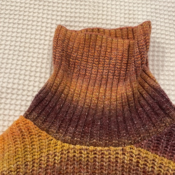 Turtleneck Sweater - Picture 3 of 4